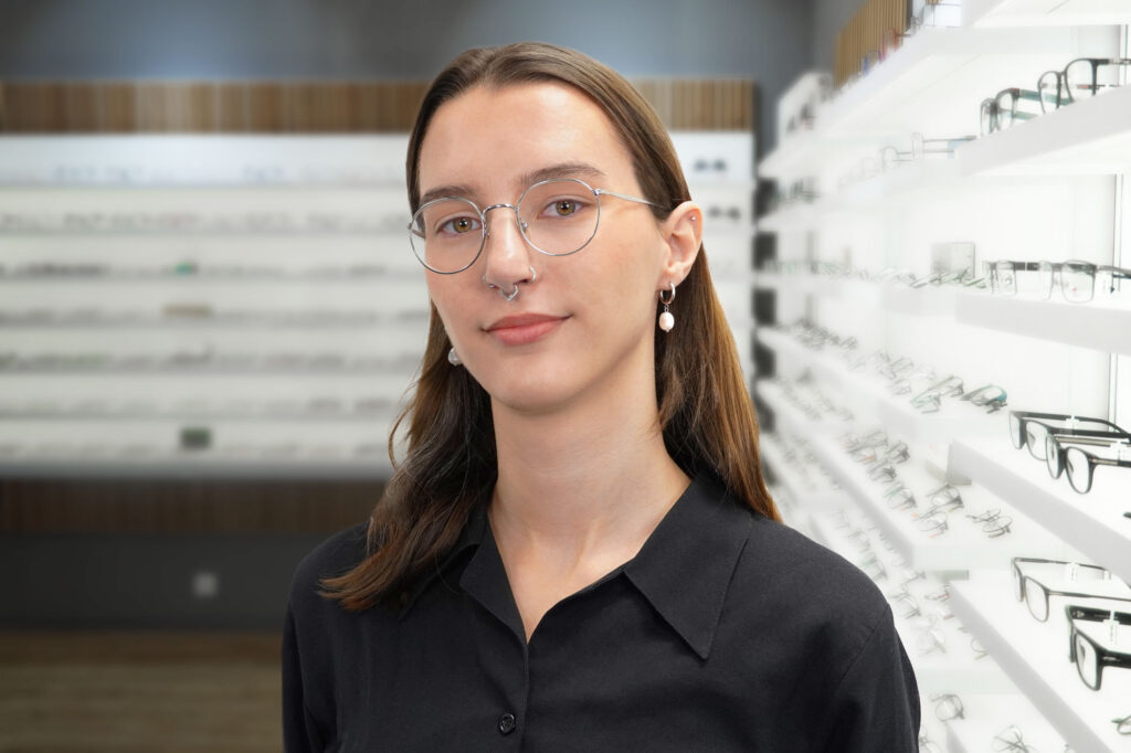 CarolinaPiechatzek: Marketing Manager und Grafikdesign bei Wichmann Brillen und Hörgeräte in Peine.